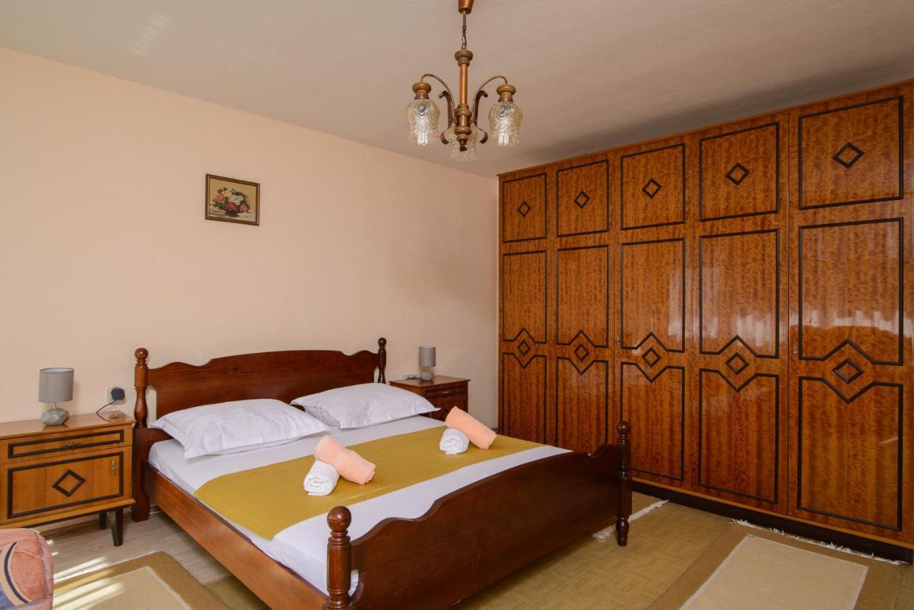 Ante Apartament *
