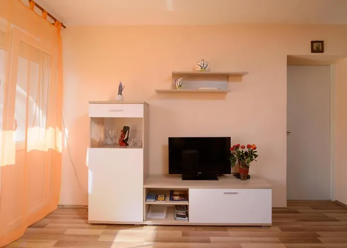 Ante Apartment